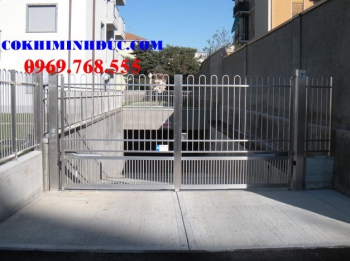 Cổng inox 12