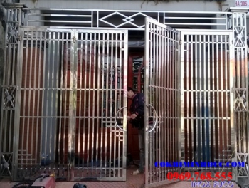 Cửa inox 09