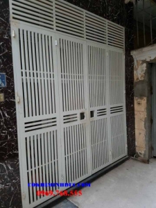 Cửa sắt 18