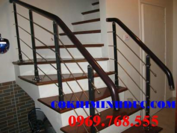 Cầu thang sắt 10