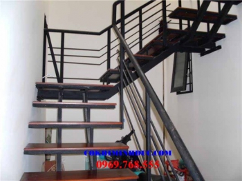 Cầu thang sắt 16